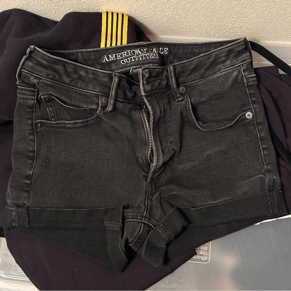 American Eagle  Super Hi Rise Shortie Shorts US 6 - Picture 1 of 6